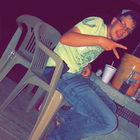 Meet your Posher, Cody - Picture 1 of 1